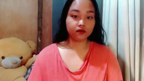 Snapshot of urasian_hotchix69 chatting on November 22, 2025, 11:15 pm Lycah online show from November 22, 2025, 11:15 pm