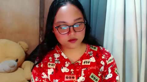 Snapshot of urasian_hotchix69 chatting on December 5, 2025, 7:10 pm Lycah online show from December 5, 2025, 7:10 pm