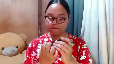 Snapshot of urasian_hotchix69 chatting on December 17, 2025, 11:00 pm Lycah online show from December 17, 2025, 11:00 pm