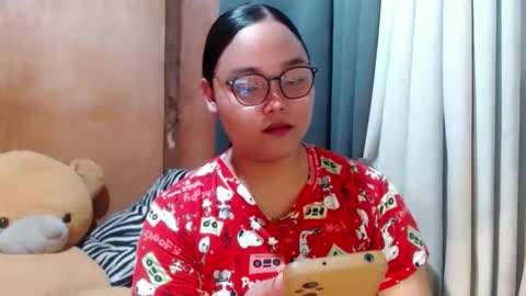 Snapshot of urasian_hotchix69 chatting on December 21, 2025, 6:31 am Lycah online show from December 21, 2025, 6:31 am