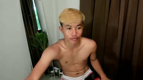 Snapshot of urasian_jomarie chatting on February 1, 2026, 5:39 am urasian_jomarie online show from February 1, 2026, 5:39 am