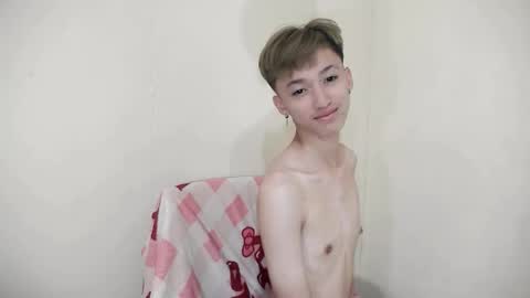 urasian_ladyboyxxx online show from May 16, 2026, 10:23 am