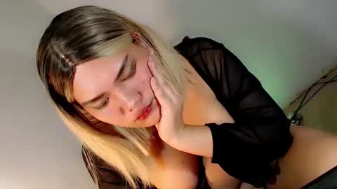 MarieMars online show from March 5, 2026, 12:17 am