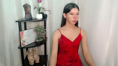 Snapshot of urasian_prettyjane chatting on April 12, 2026, 1:32 am Jane online show from April 12, 2026, 1:32 am