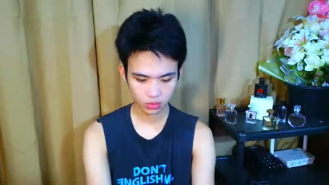 Snapshot of urasiancumboix2 chatting on November 14, 2025, 8:24 am urasiancumboix2 online show from November 14, 2025, 8:24 am