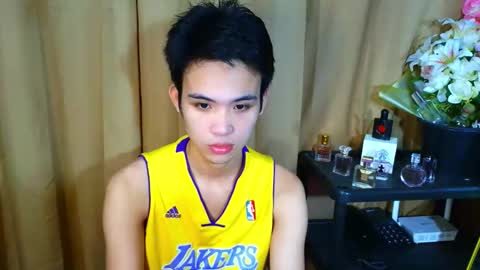 Snapshot of urasiancumboix2 chatting on November 15, 2025, 5:31 pm urasiancumboix2 online show from November 15, 2025, 5:31 pm
