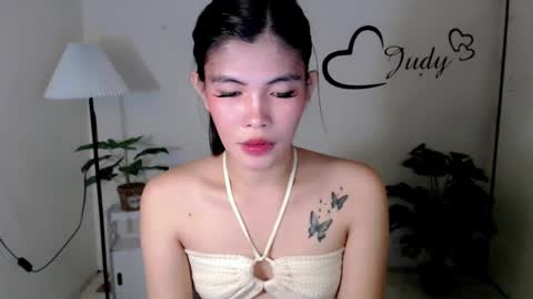 urasianpinayjudyxxx online show from February 12, 2025, 5:05 am