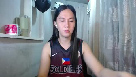 Erika online show from October 30, 2025, 3:13 pm