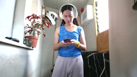 Snapshot of urasiantserika chatting on March 13, 2026, 2:40 am Erika online show from March 13, 2026, 2:40 am