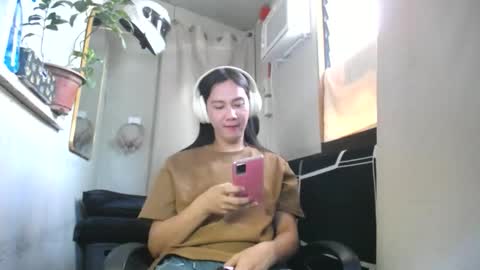 Snapshot of urasiantserika chatting on April 9, 2026, 2:22 am Erika online show from April 9, 2026, 2:22 am
