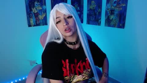 Snapshot of urbaby6irl chatting on February 21, 2025, 3:01 am Danielle online show from February 21, 2025, 3:01 am