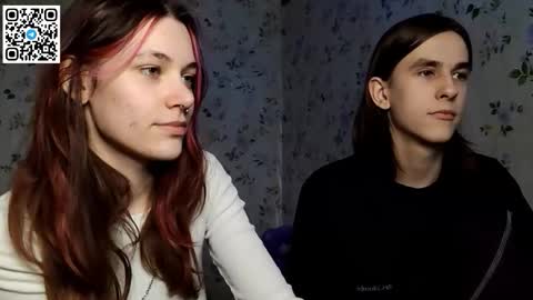 Snapshot of urbankai_ chatting on December 17, 2025, 9:10 pm Lisa and Vlad online show from December 17, 2025, 9:10 pm