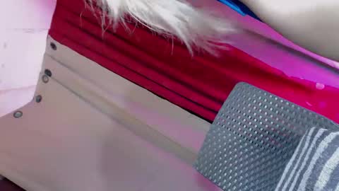 Haley Mhate online show from September 30, 2025, 7:52 pm