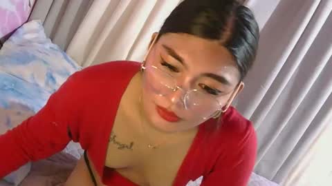 Snapshot of urdream_bride chatting on December 19, 2025, 9:33 pm urdream_bride online show from December 19, 2025, 9:33 pm