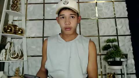 Snapshot of urdreamboy_clarin chatting on January 7, 2026, 6:54 pm urdreamboy_clarin online show from January 7, 2026, 6:54 pm
