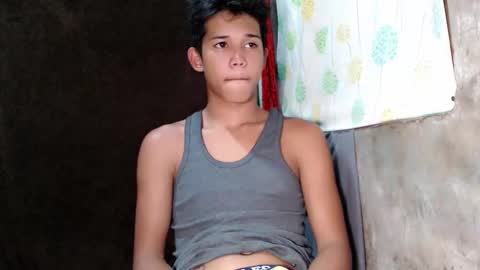 Snapshot of urdreamboy_clarin chatting on April 6, 2026, 5:19 am urdreamboy_clarin online show from April 6, 2026, 5:19 am