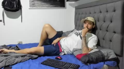 Snapshot of urfavoriteboy96 chatting on October 15, 2025, 6:57 am Andres Jordi online show from October 15, 2025, 6:57 am