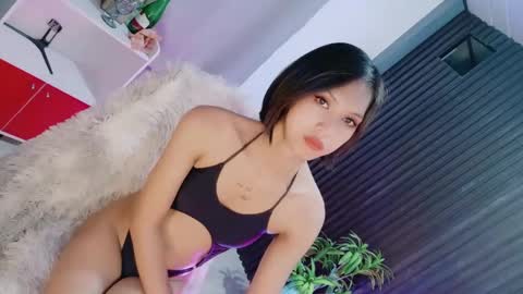 Snapshot of urfavouriteaddiction chatting on March 4, 2026, 6:25 pm Rianne online show from March 4, 2026, 6:25 pm