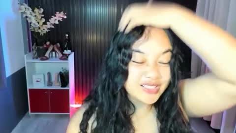 Scarlet online show from October 26, 2025, 5:02 am