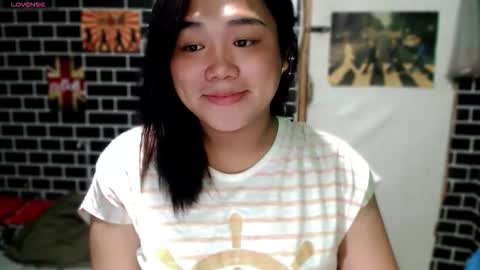 Snapshot of urgirl_dimple chatting on March 15, 2026, 8:31 am Dimple online show from March 15, 2026, 8:31 am