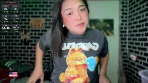 Snapshot of urgirl_dimple chatting on April 1, 2026, 4:04 pm Dimple online show from April 1, 2026, 4:04 pm