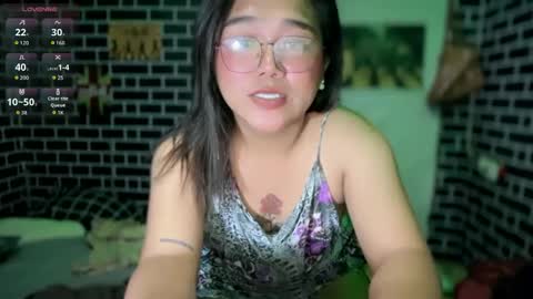Snapshot of urgirl_dimple chatting on April 9, 2026, 6:19 am Dimple online show from April 9, 2026, 6:19 am