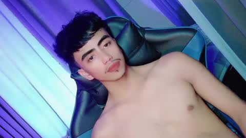urguy_francis online show from July 13, 2026, 6:38 am