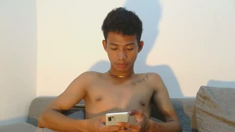 Snapshot of urhotfuckingass chatting on December 1, 2025, 1:27 pm richard online show from December 1, 2025, 1:27 pm