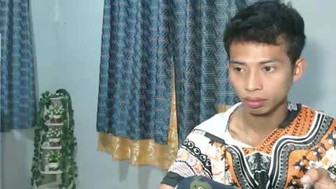 Snapshot of urhotfuckingass chatting on December 14, 2025, 2:39 am richard online show from December 14, 2025, 2:39 am