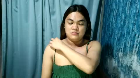 urhottie_bella online show from June 29, 2026, 10:32 pm