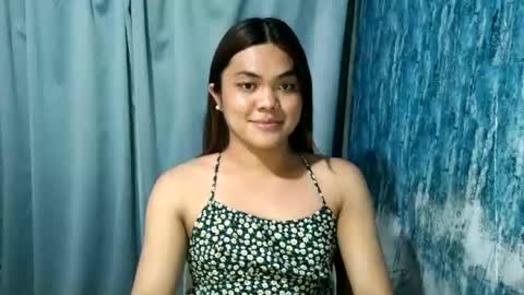 urhottie_bella online show from July 3, 2026, 7:26 am