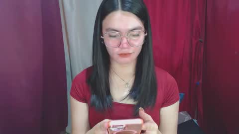 Snapshot of urhottiest_katey chatting on March 17, 2026, 6:28 am Katey online show from March 17, 2026, 6:28 am