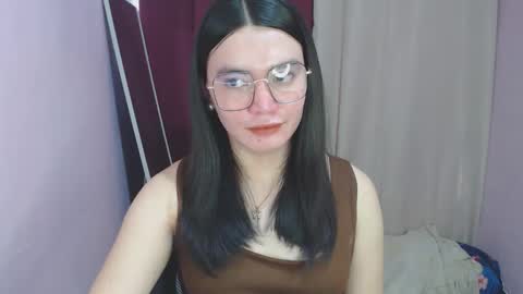 Snapshot of urhottiest_katey chatting on April 7, 2026, 6:25 am Katey online show from April 7, 2026, 6:25 am