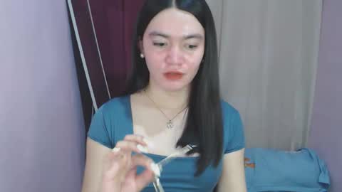 Snapshot of urhottiest_katey chatting on April 11, 2026, 7:35 am Katey online show from April 11, 2026, 7:35 am