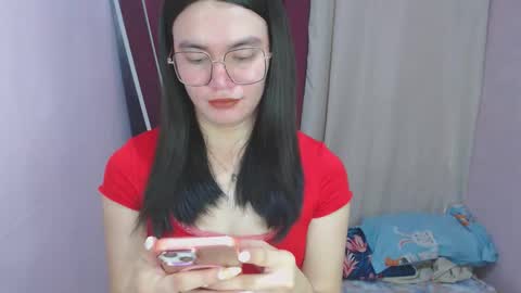 Snapshot of urhottiest_katey chatting on April 15, 2026, 6:31 am Katey online show from April 15, 2026, 6:31 am