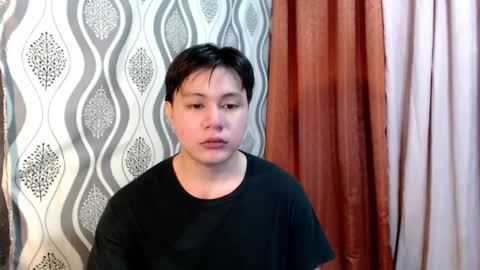 urhunky_ivan online show from January 8, 2025, 6:09 am
