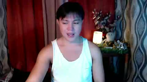urhunky_ivan online show from January 10, 2025, 6:31 am