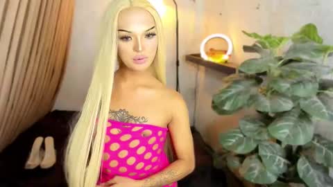 Snapshot of urladyprincessmassivecock chatting on October 13, 2025, 6:41 pm jhaii online show from October 13, 2025, 6:41 pm