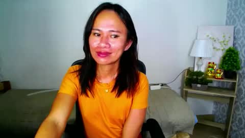 Snapshot of urlovely_che chatting on October 15, 2025, 4:56 am urlovely_che online show from October 15, 2025, 4:56 am