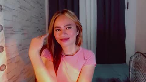 Snapshot of urlovely_che chatting on January 15, 2026, 5:05 pm urlovely_che online show from January 15, 2026, 5:05 pm