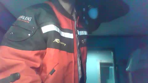 urls2025 online show from November 28, 2025, 5:59 pm