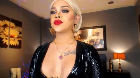 UrMajestyTyra online show from February 20, 2026, 1:13 am