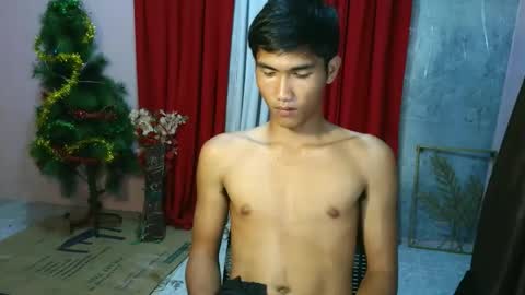 Snapshot of urmoreno_boyxx chatting on October 13, 2025, 1:11 pm JAY online show from October 13, 2025, 1:11 pm