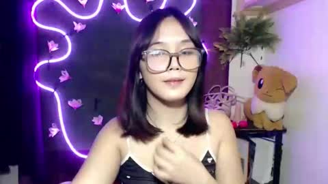 Pia online show from October 14, 2025, 10:32 pm