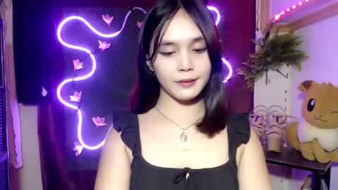 Pia online show from November 26, 2025, 12:11 am