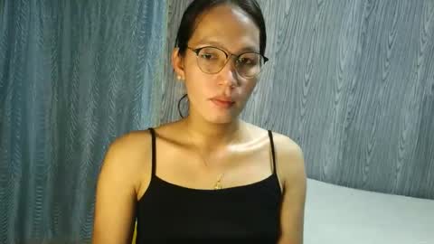 queen julia not into CHEAPGUY online show from December 4, 2025, 11:08 am