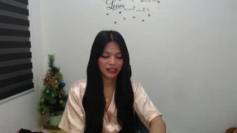 hi im kim online show from December 6, 2024, 12:56 am
