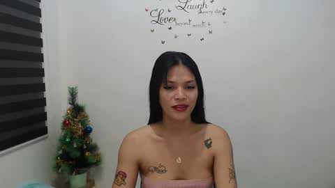 hi im kim online show from December 8, 2024, 10:41 am