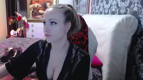 Snapshot of ursecrettreasure88 chatting on February 19, 2026, 9:49 am UrSecretTreasure88 online show from February 19, 2026, 9:49 am