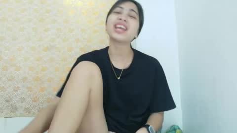 Snapshot of ursexy_pinay_skinny chatting on October 10, 2025, 4:00 am im jenny online show from October 10, 2025, 4:00 am